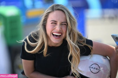 Brie Larson [ brie-larson-1 ] - Hey! Today I am cooking 🧑‍🍳 and you? 😈