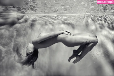 Darina Litvinova [ darina-litvinova ] - Stay tuned for daily posts