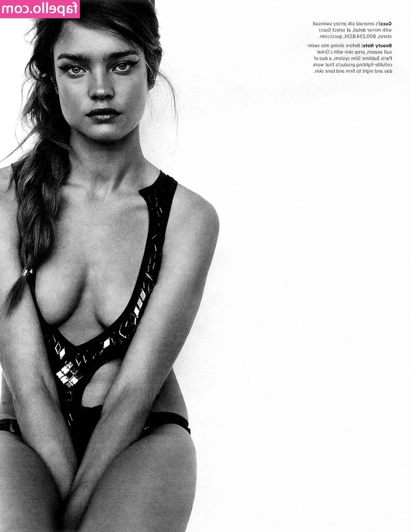 Natalia Vodianova [ natalia-vodianova ] - Skipping is a great way to get your cardio in