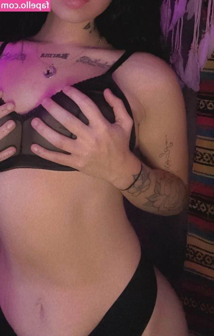 Exotic Goddess [ exotic-goddess ] - I m horny af