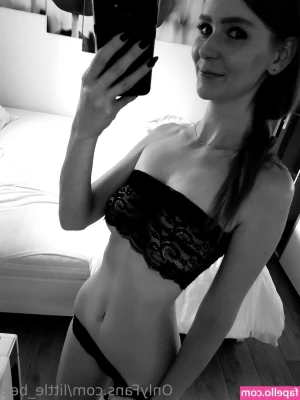 little_bee [ little-bee ] - Lick my ass or my toes first?