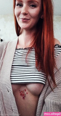 little_bee [ little-bee ] - would you make me your submissive sluttt ?🤤🤤