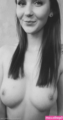 little_bee [ little-bee ] - FemDom Addict - Full length clip
