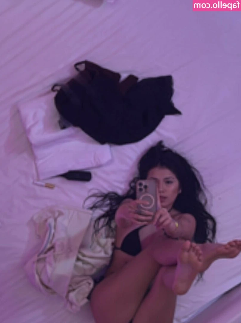  [ rissaafterdark ] - Pregnant titties and pussy...and a little black dress☺️