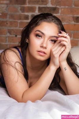 Skye Blue [ skye-blue-25 ] - I would love for you to rip my lingerie and tie me to the bed so you
