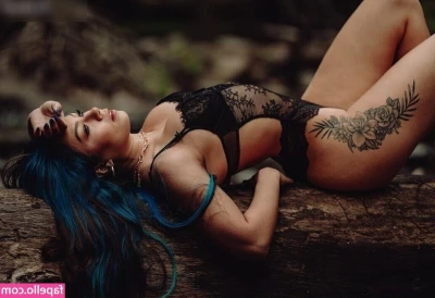 Skye Blue [ skye-blue-25 ] - It’s officially the start of a devilish night ❤️‍🔥👹