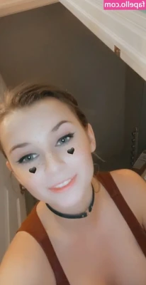 izassassin - Mmmm look at the ass   on this girl    Go over and check out my girl 