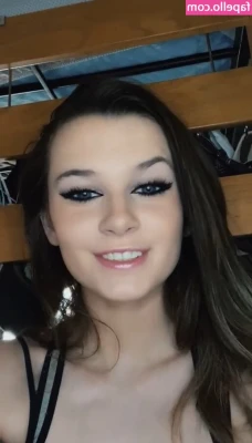 izassassin - Sarà per la prossima scopata che mi farà venire 🙊❤ vi piace