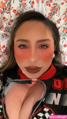 Wendy Gomez [ wendy-gomez ] - I m back bitches   CHOOSE
