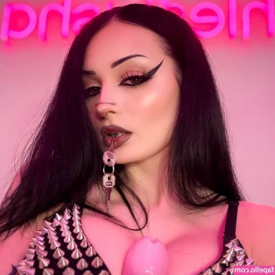 hlestovaa - sexkitten696969 definitely knows how to ride Such a wonderful beauty 