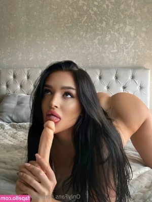 asshley_black [ asshley-black ] - Friday Vibes