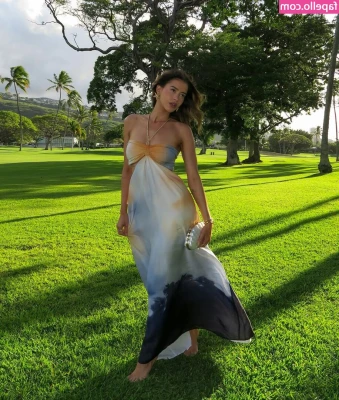 Lea Elui [ lea-elui ] - It's #lucymuseminutenews and #keepwarmnudies33