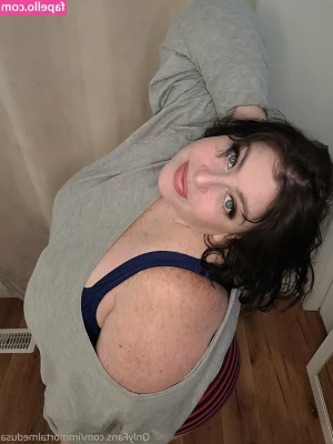  [ megandaw ] - emb3rrr loves rosey cheeks What should she use next   Tip below for a