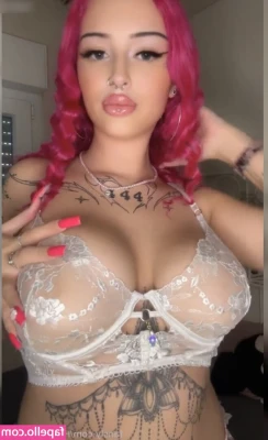 Valeria Maria [ valeria-maria ] - Cait wait to have this cock back in my mouth (and pussy, bare back