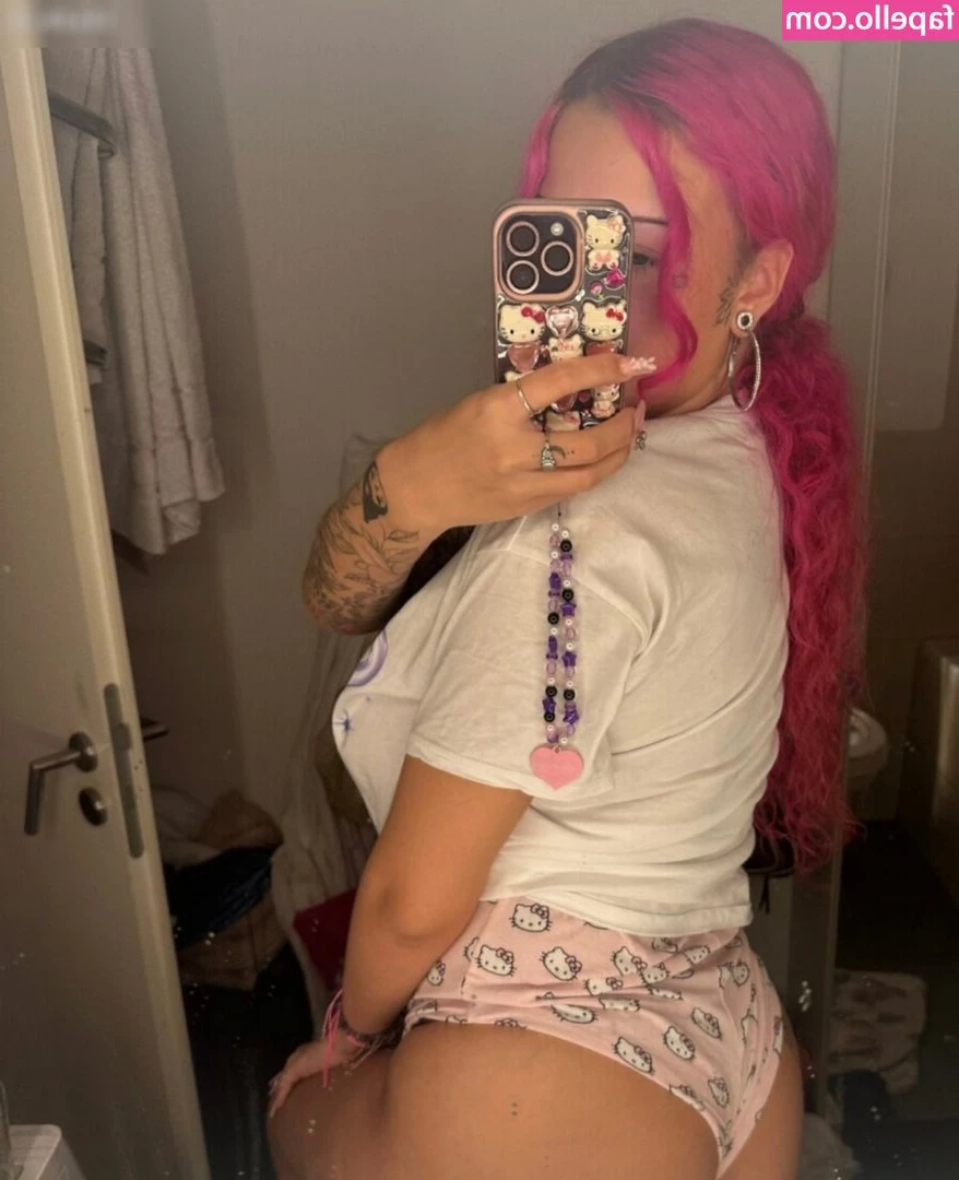 Valeria Maria [ valeria-maria ] - Plump juice goodness
