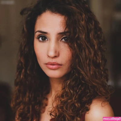 Nadine Menz [ nadine-menz ] - u need a teacher