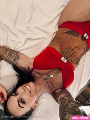 Katrin-Klein - I AM HORNY FRICK