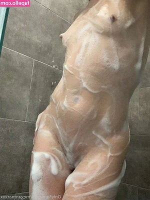 Megan Marx [ megan-marx-1 ] - now who's cock is ready to explode? 😈