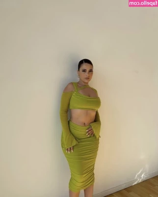 Yungpeppermint - Officially back to posting my hot photos here    Do you miss me    