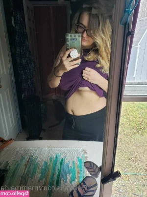 Mamma Ria [ mamma-ria ] - DM me if you’re online & wanna cum together!🥵💦