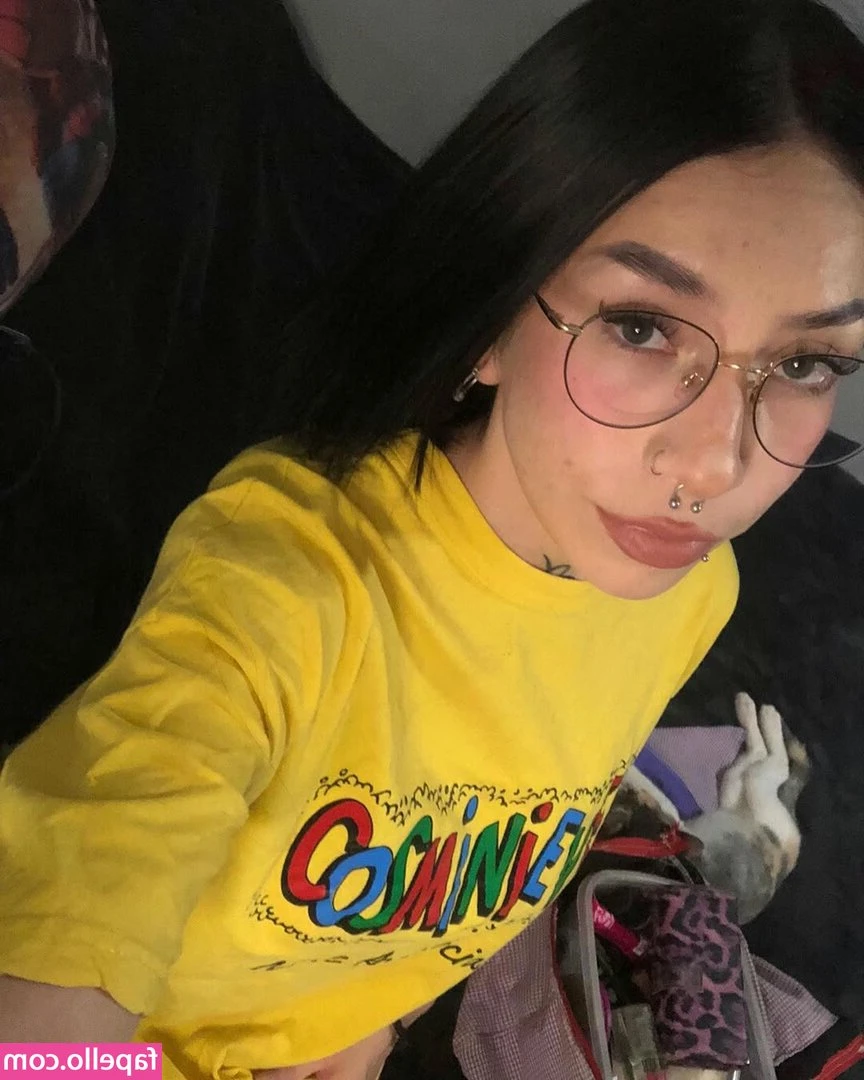  [ sofia-aimara ] - Wanna make me beg for your cum? daddy
