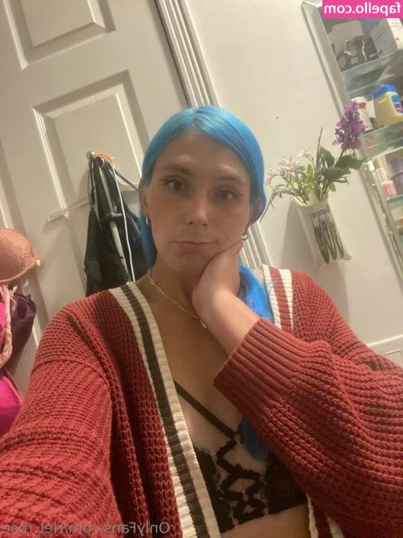 Taylor Rose [ taylor-rose ] - Like pictures of my asshole? If you tip here all the money will go