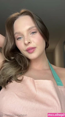 lexi_sexy1 [ lexi-sexy1-1 ] - DM me if you’re online & wanna cum together!🥵💦