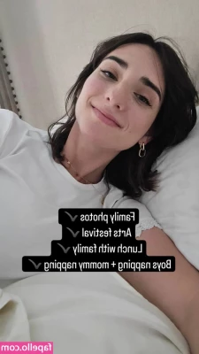 Abby Shapiro [ abby-shapiro-1 ] - Close up of my perfect double folded cheeks 🍑