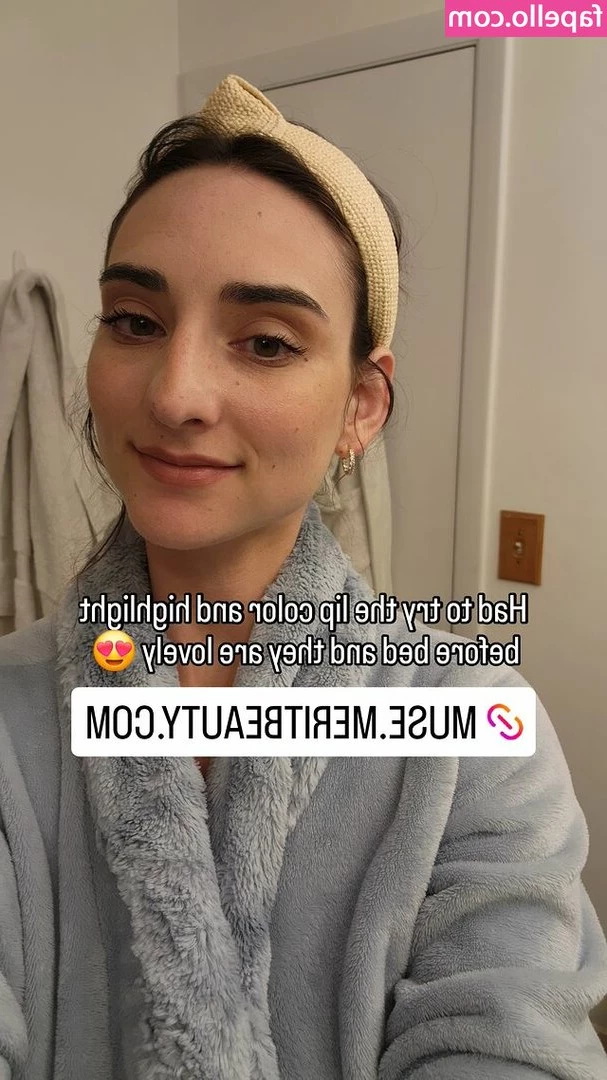 Abby Shapiro [ abby-shapiro-1 ] - My Feet Men Are Craving For La's Attention🤭 Patience My