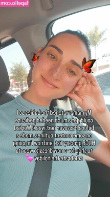 Abby Shapiro [ abby-shapiro-1 ] - Watch me eat a strawberry hear me slurping and biting the juicy
