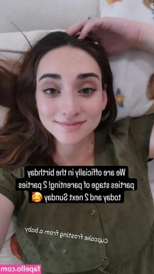 Abby Shapiro [ abby-shapiro-1 ] - Love a fresh pedicure