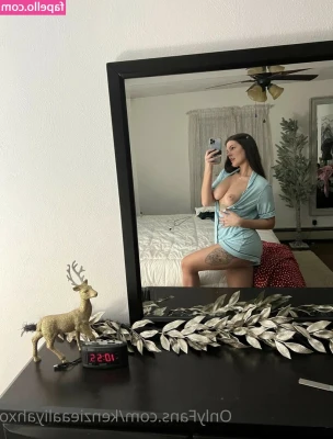 kenzieaaliyahxo [ kenzieaaliyahxo-1 ] - Treat me like a queen 👸