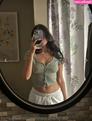 kenzieaaliyahxo [ kenzieaaliyahxo-1 ] - A little bit normal
