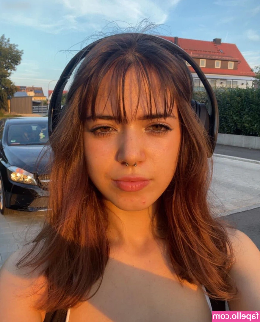 Lissyslustfulfantasies - Procrasturbation I m a pro