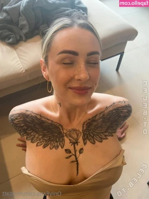 meltattx [ meltattx-1 ] - ur newest femboy hooters employee <3