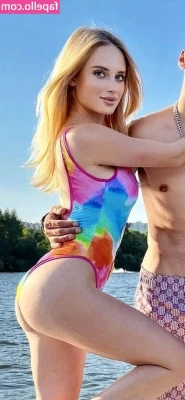 Blondinka Angelina [ blondinka-angelina ] - Have you seen my first toy content yet