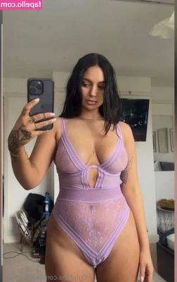 Loverileyray - morning tent flops