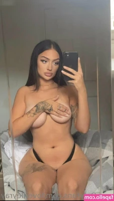 Loverileyray - Like it wet