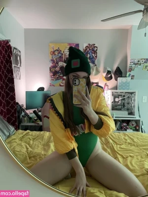 Lexilemonhead [ lexilemonhead-3 ] - Do you think I should wear bra under or just go out like this? 😜