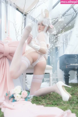 CandyBall [ candyball-6 ] - Be a good man and give me something yummy to suck on