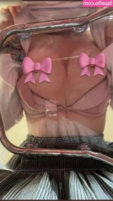 Ivy Piper [ ivy-piper ] - Small set with my Tits out!
