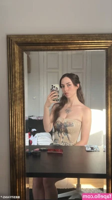 Ivy Piper [ ivy-piper ] - The view you want - and the view you actually deserve 😂