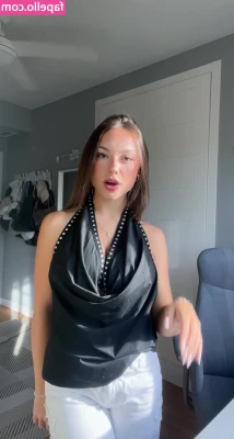 Elena Moya [ elena-moya ] - What's wrong Finn?  Bronwyn set is done, enjoy! Blow job video will