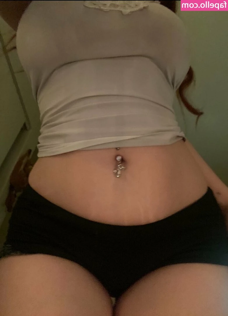 sliitttt - Happy Saturday! I know you love me and my green so don’t be afraid