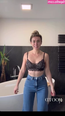 Paulina Wallner [ paulina-wallner ] - I gotta whole lotta booty for you to feel up on