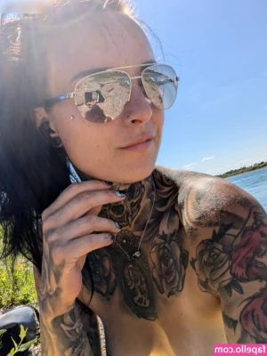 mellymell0103 - 🖤text me how my outfit turns you on, baby🖤