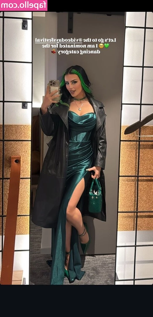Dilaraa [ dilaraa-2 ] - Do you want to see this outfit come off