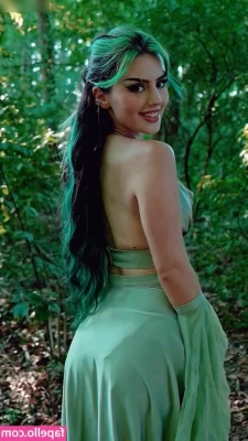 Dilaraa [ dilaraa-2 ] - Playing a bit of dress up