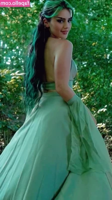 Dilaraa [ dilaraa-2 ] - mmmmm and top it off with a nice long stretch
