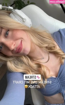 Merleperle - Titty Wednesday    biggbootyjudy123